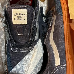 Brand New Vans Crockett sneakers Navy - Size 9
